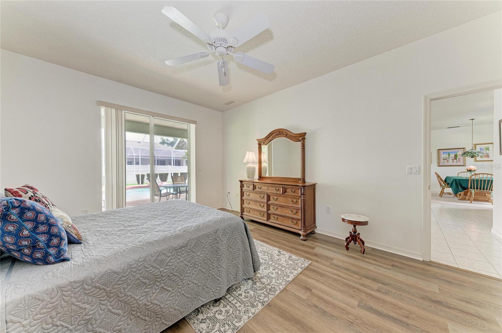 BAY OAKS ESTATES - Residential