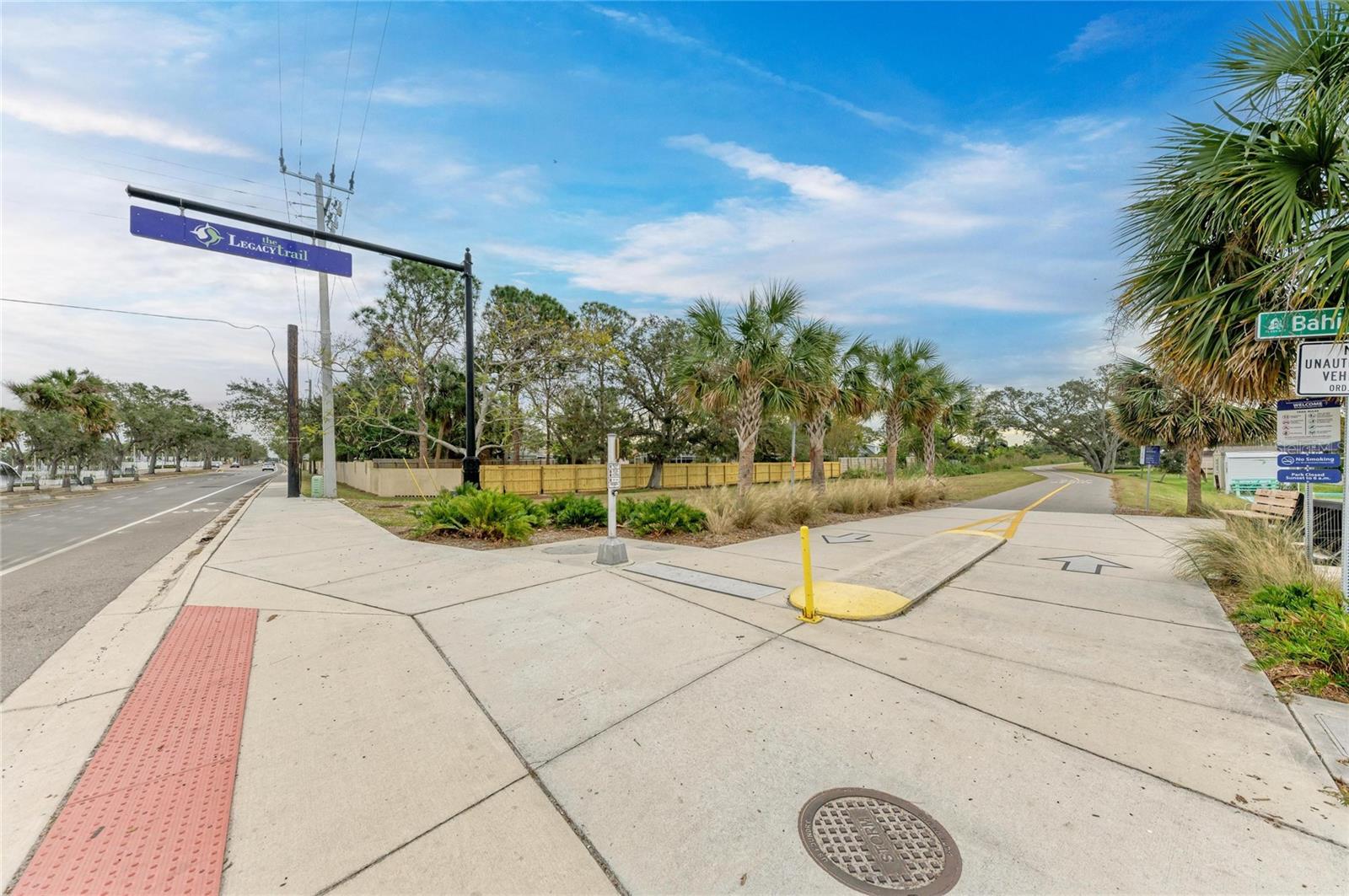 BAY OAKS ESTATES - Residential