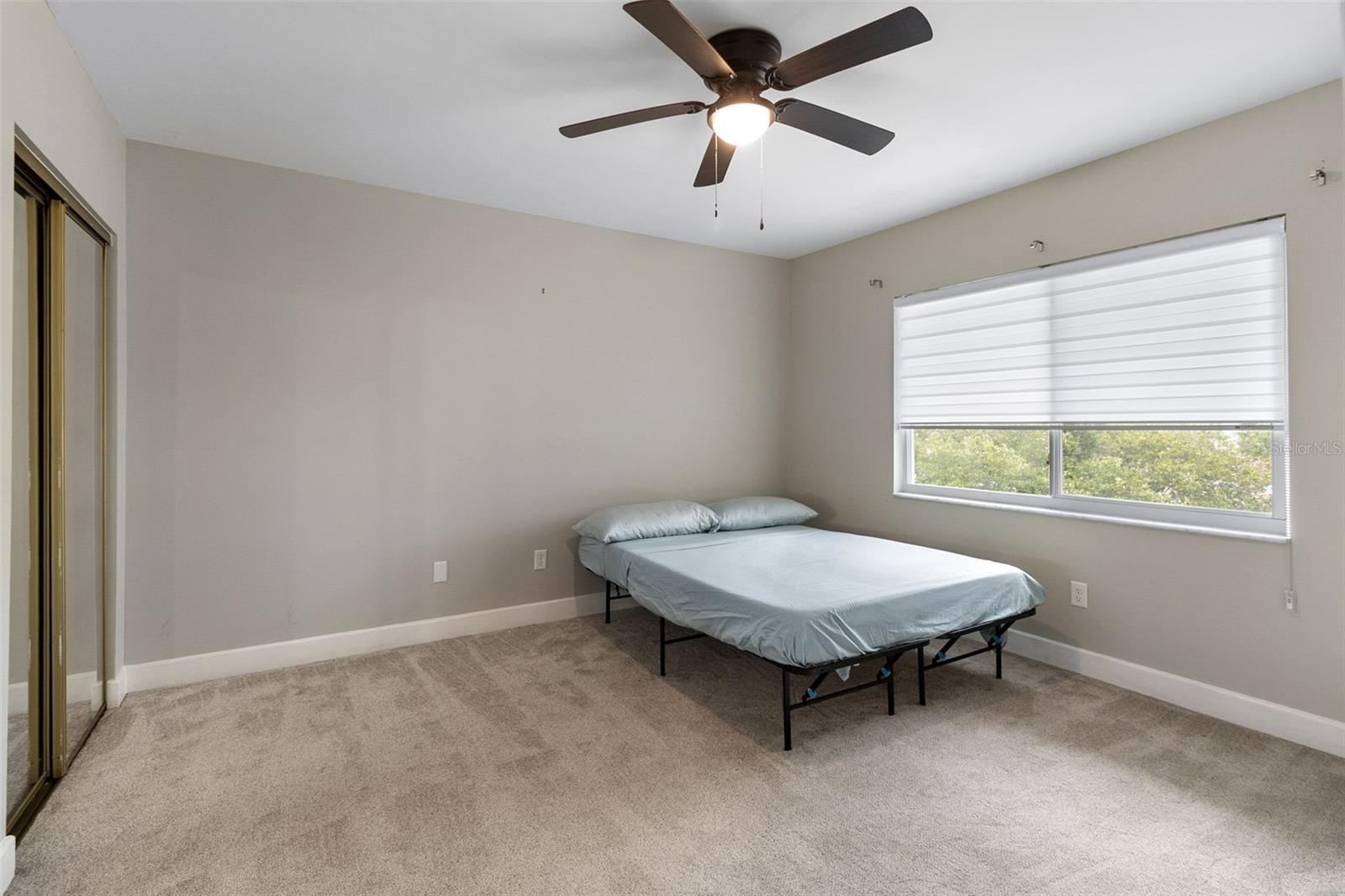 LAKE MAITLAND TERRACE APTS - Residential