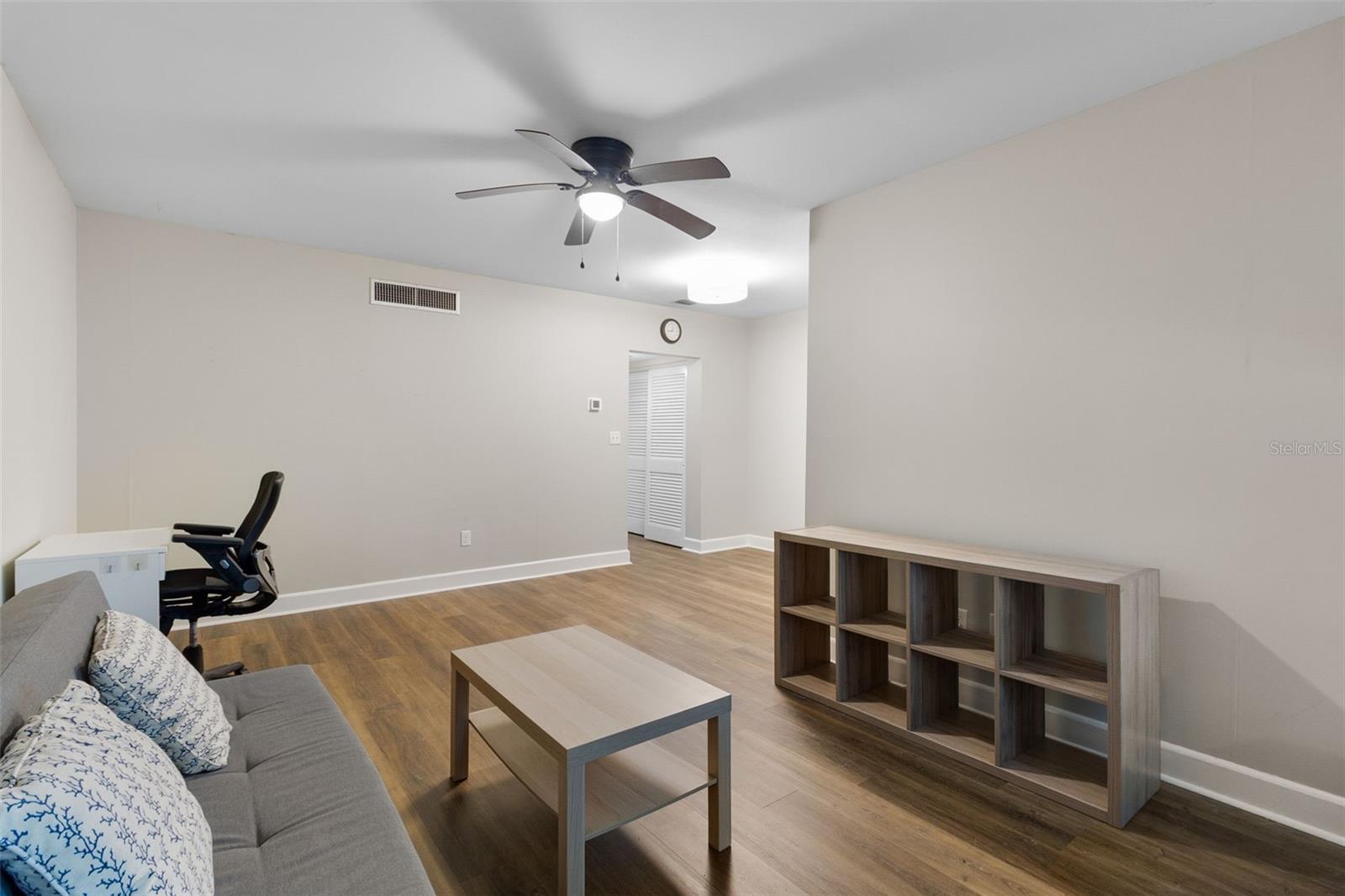 LAKE MAITLAND TERRACE APTS - Residential