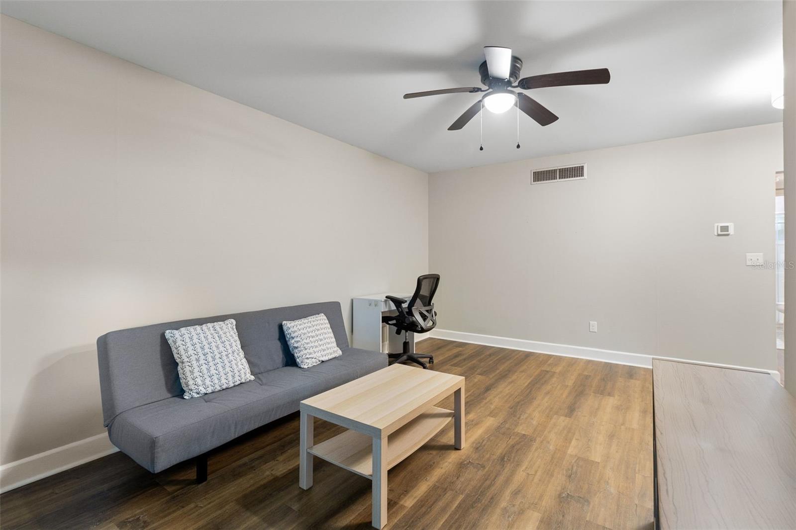 LAKE MAITLAND TERRACE APTS - Residential