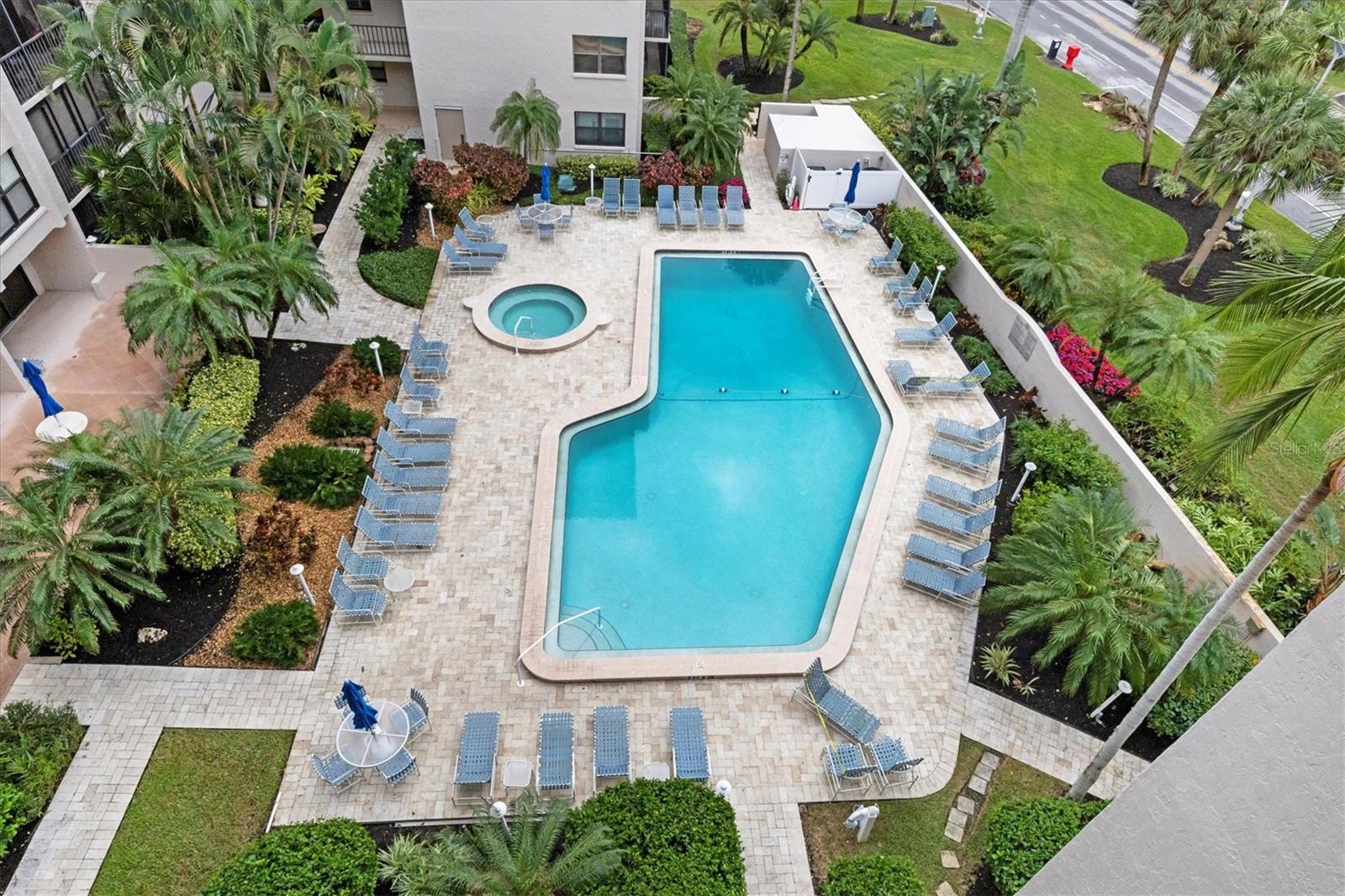 LIDO TOWERS - Residential
