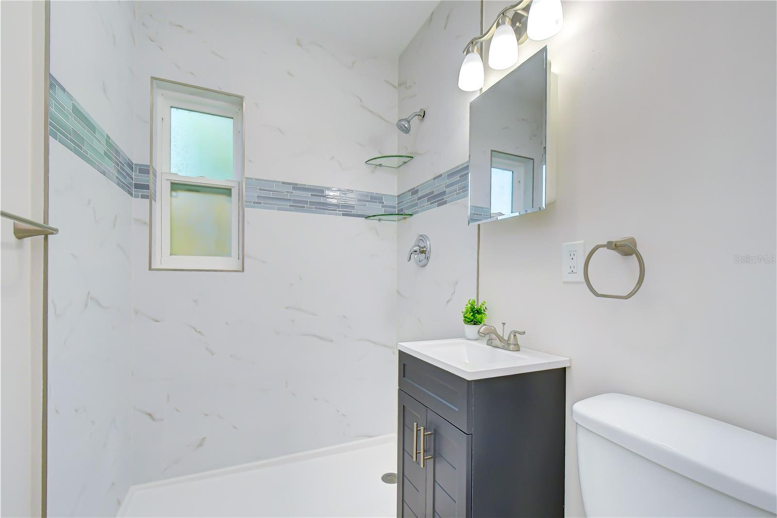 BAYSIDE 2ND ADD TO ST PETE BEACH - Residential Lease