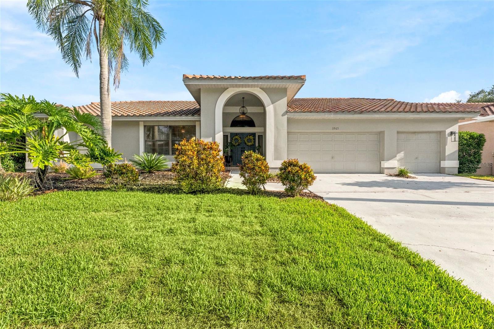 RESERVE AT LAKE TARPON THE - Residential