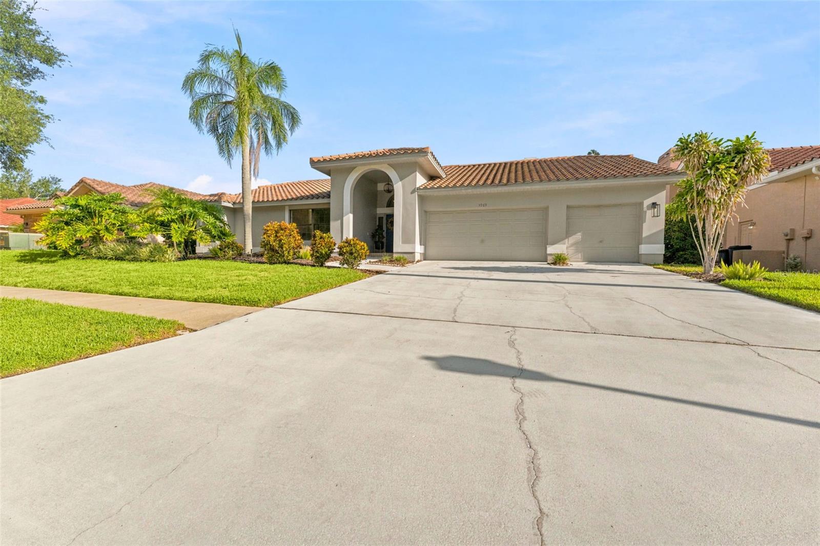 RESERVE AT LAKE TARPON THE - Residential