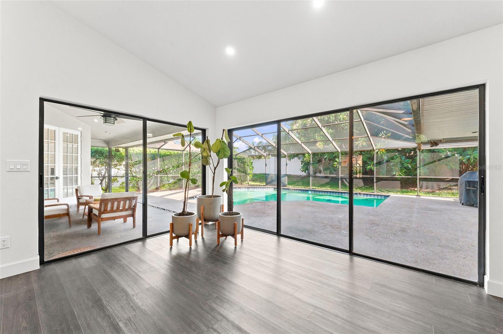 RESERVE AT LAKE TARPON THE - Residential
