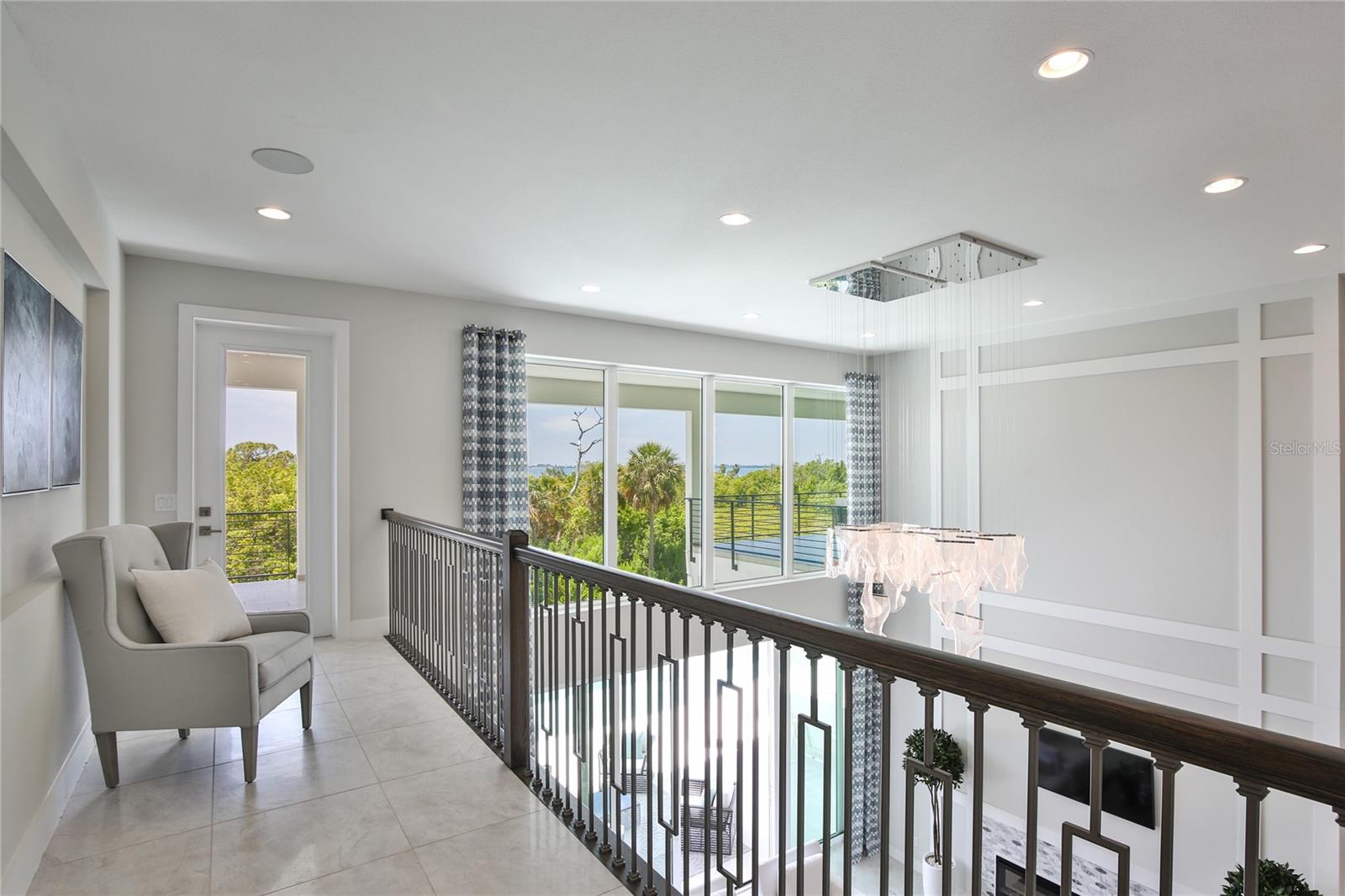 LEGENDS BAY - Residential