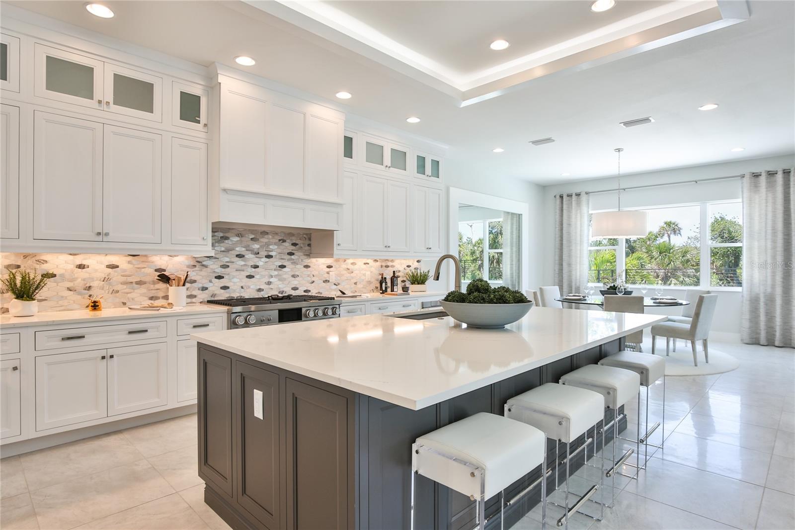 LEGENDS BAY - Residential