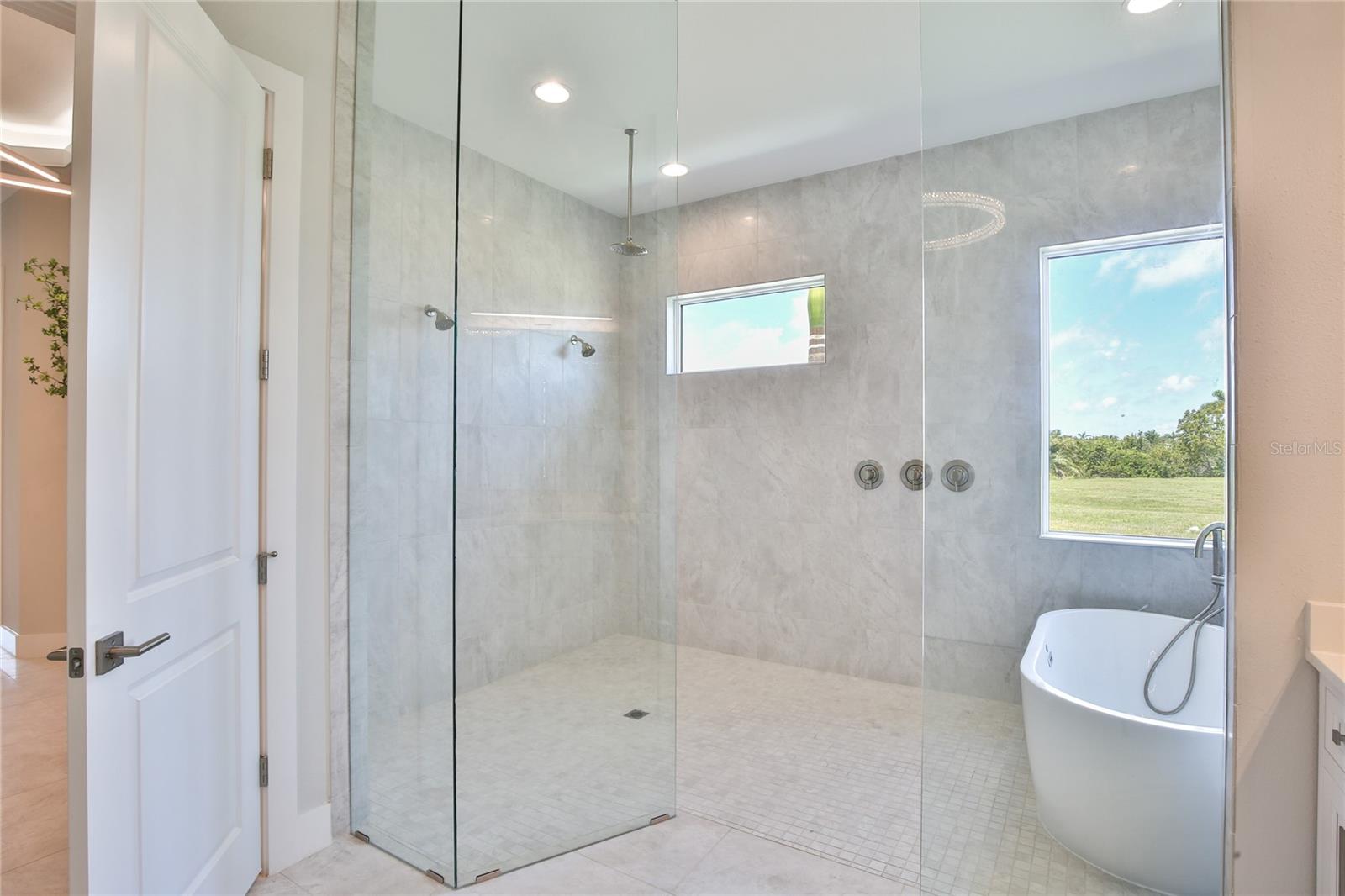LEGENDS BAY - Residential