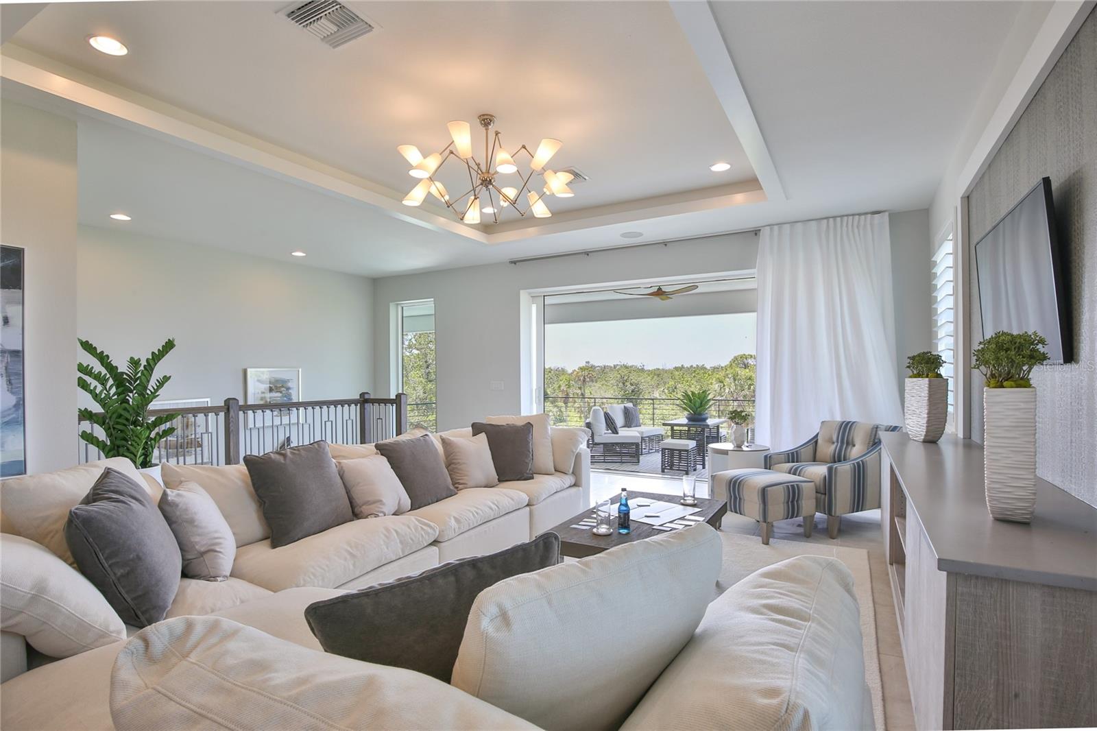 LEGENDS BAY - Residential