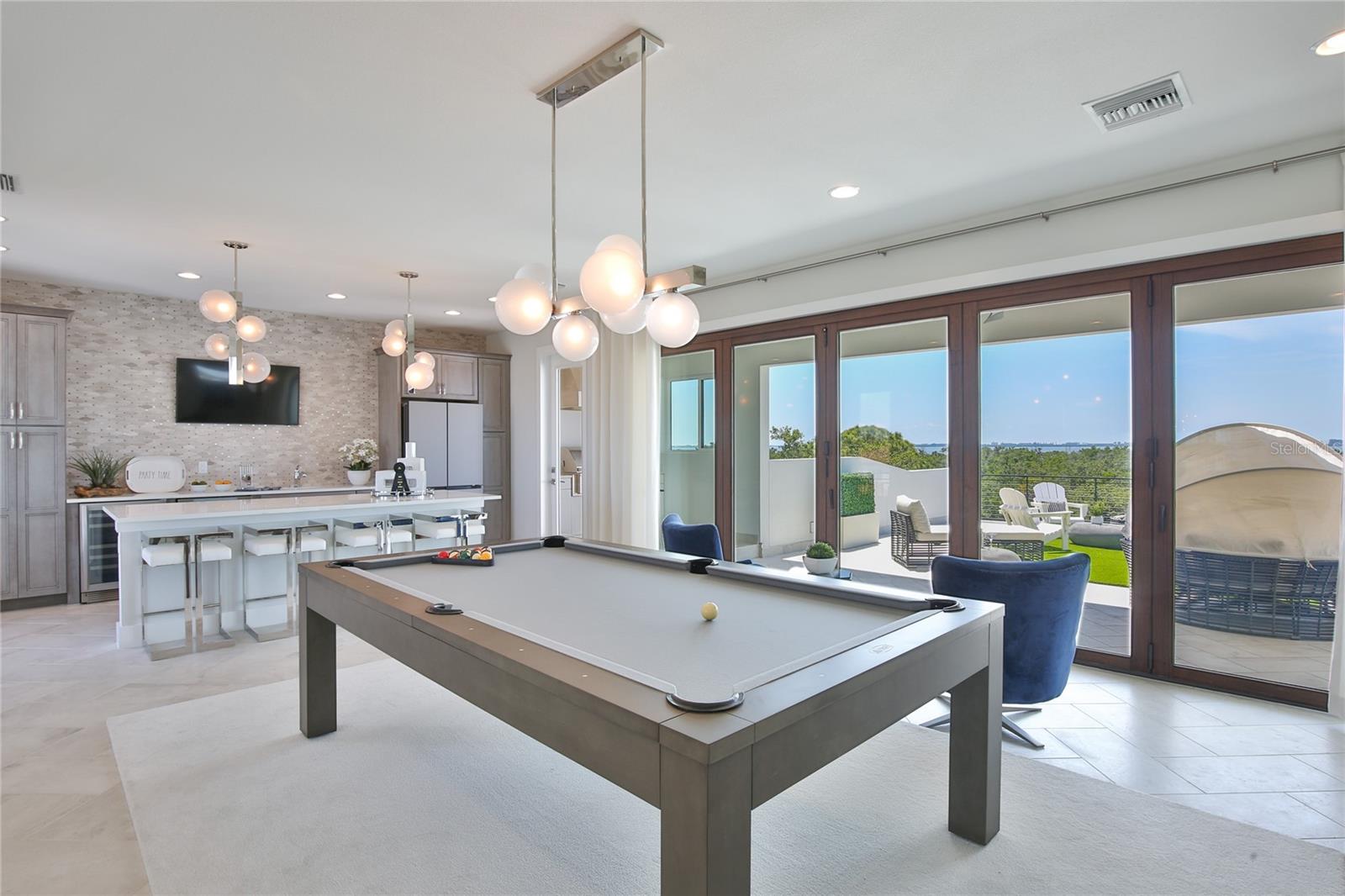 LEGENDS BAY - Residential
