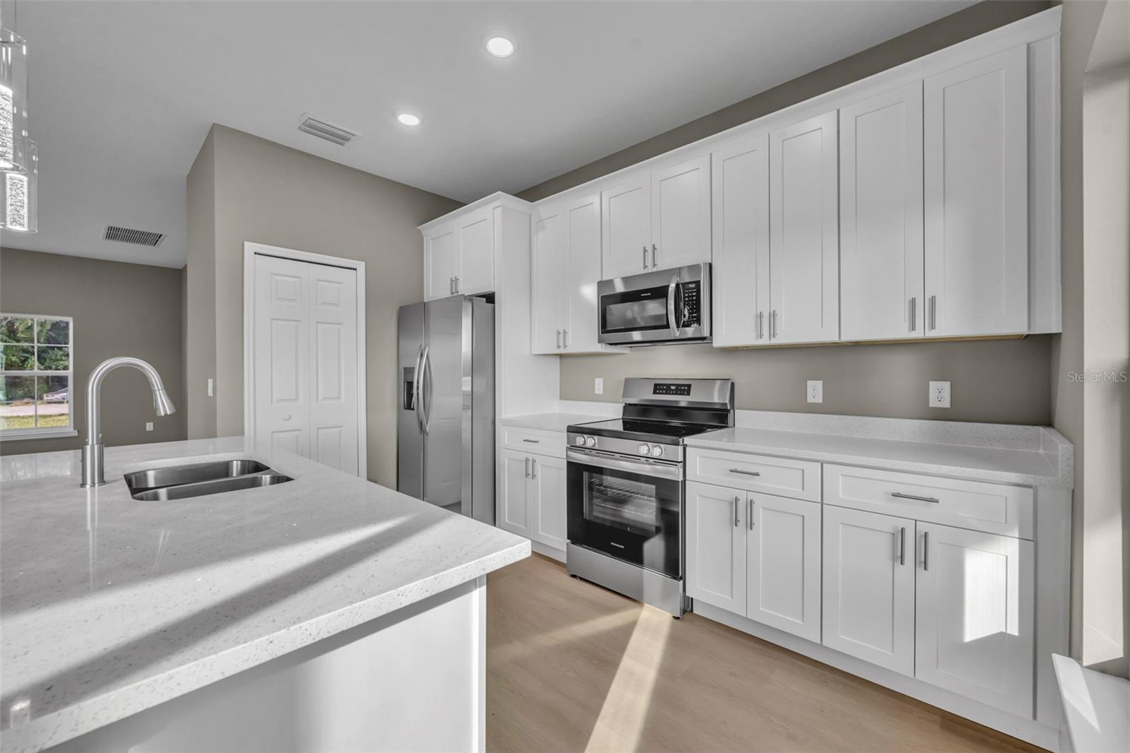 DELTONA LAKES UNIT 41 - Residential
