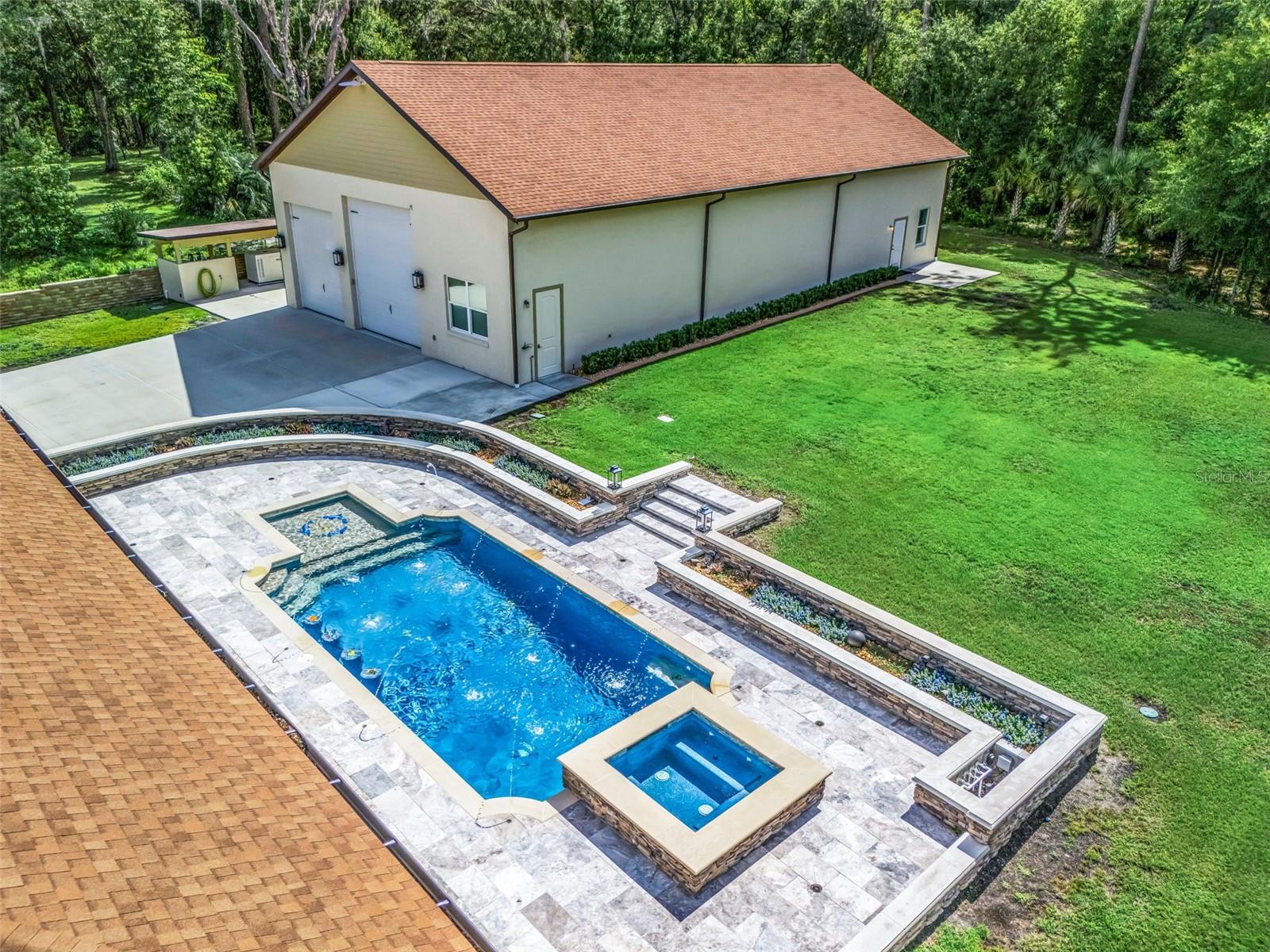 RAINBOW SPRINGS - Residential