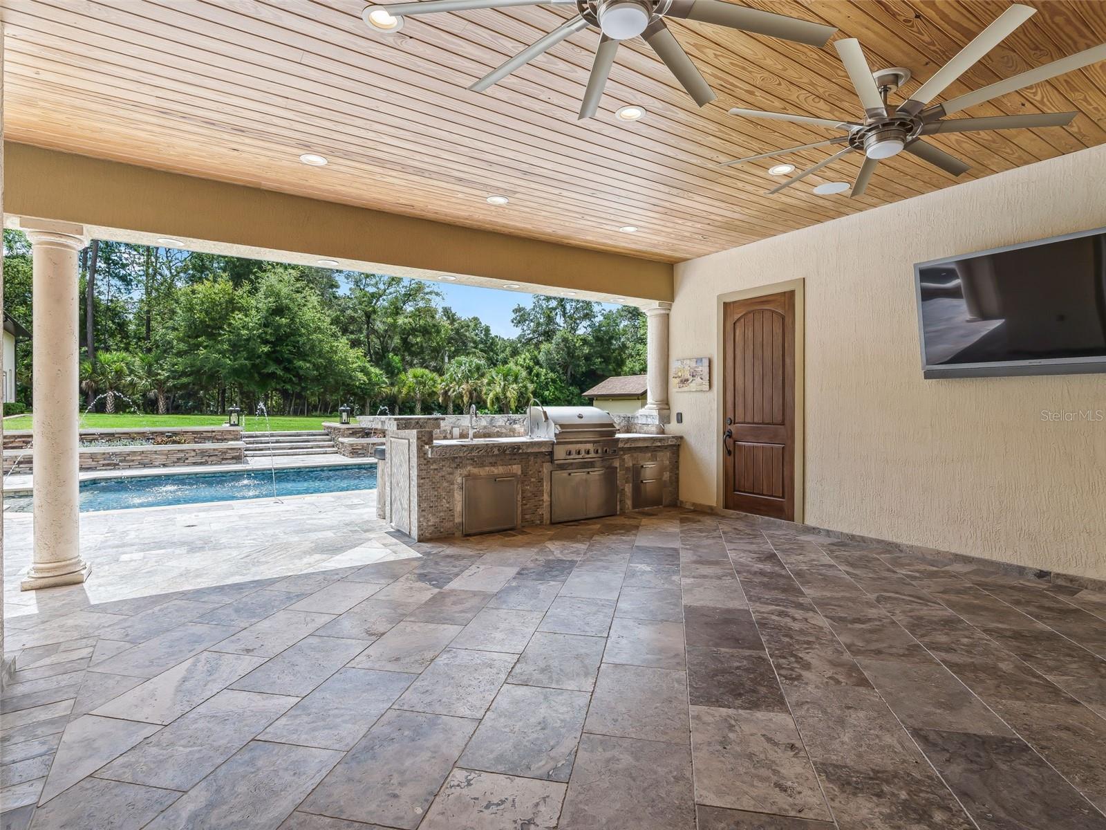 RAINBOW SPRINGS - Residential