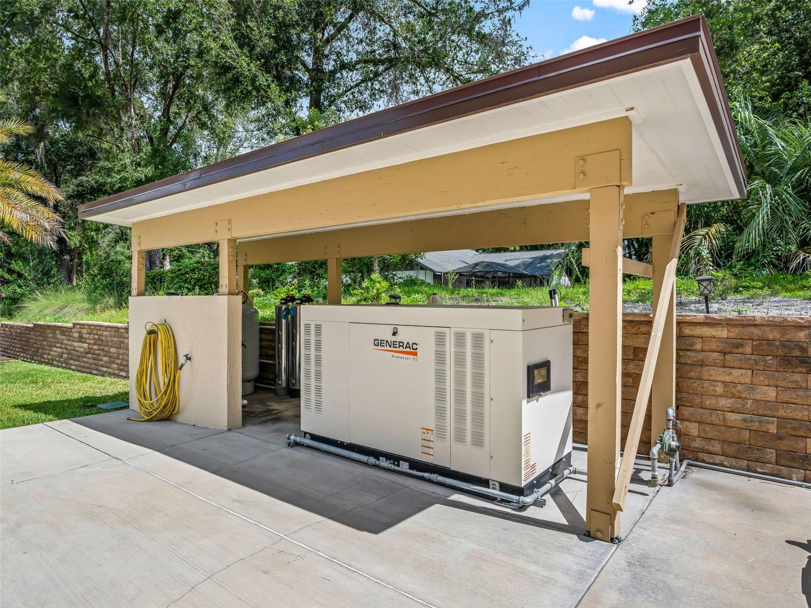 RAINBOW SPRINGS - Residential