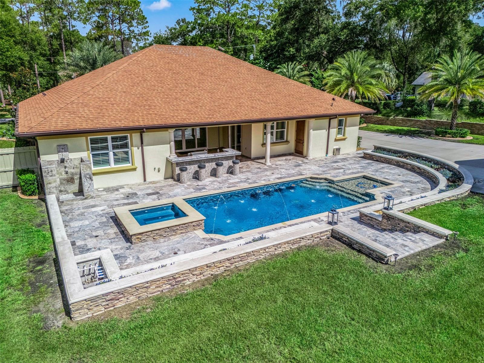 RAINBOW SPRINGS - Residential