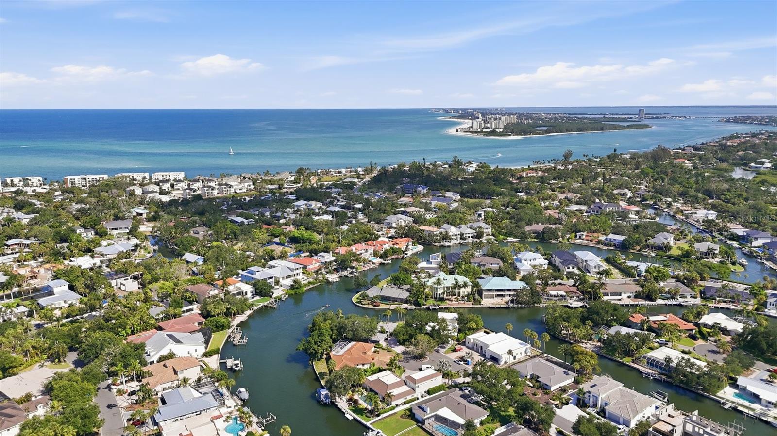 SIESTAS BAYSIDE WATERSIDE EAST - Residential