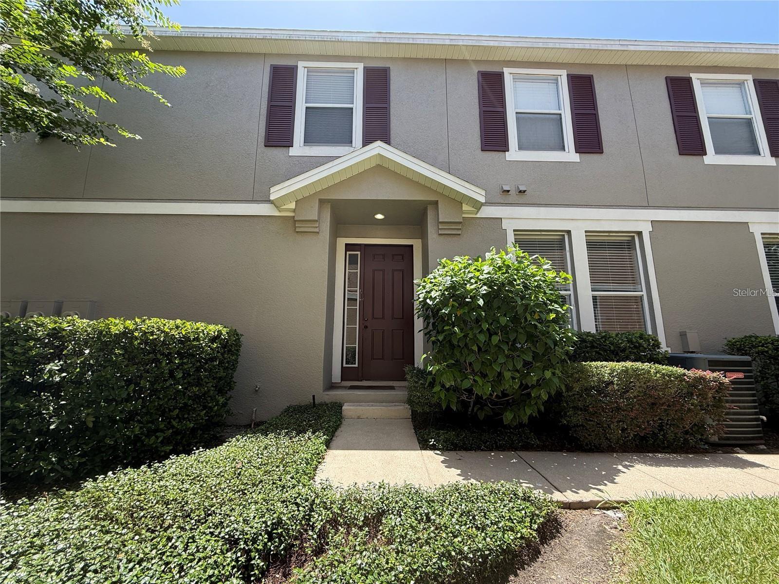 VILLAS/EAST PARK - Residential