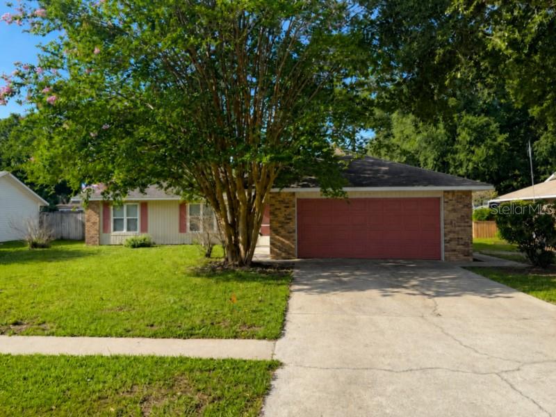 Move-In Ready Beautiful 3 Bedroom 2 Bathroom Home Located on an Oversized Lot in the Quiet Eudora Chase Neighborhood with NO HOA!!! Home has a wonderful open layout with split bedrooms and was previously upgraded with laminate wood floors throughout the home. Kitchen was also upgraded and has plenty of cabinet and countertop space featuring Corian countertops and a full set of stainless-steel appliances including the refrigerator, range, dishwasher and microwave. Master bedroom suite has a walk-in closet with a private bathroom. Home also features 2 additional bedrooms, upgraded fixtures, ceiling fans, blinds, a laundry area w/washer & dryer, storage and an oversized 2-car garage. The exterior patio is covered/screened and overlooks the fenced backyard making it a great space to cookout while entertaining the whole family. The location is near perfect just minutes away from the Historic Downtown Mount Dora area, shopping, restaurants, entertainment, schools and the expressways. Please call to schedule a showing today!