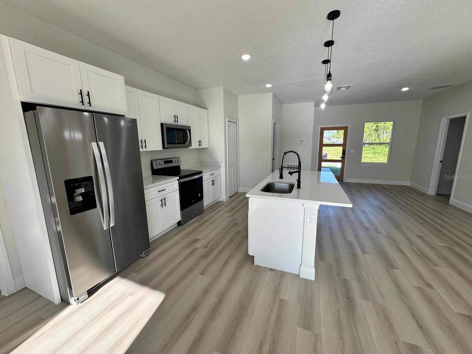 MARION OAKS - Residential