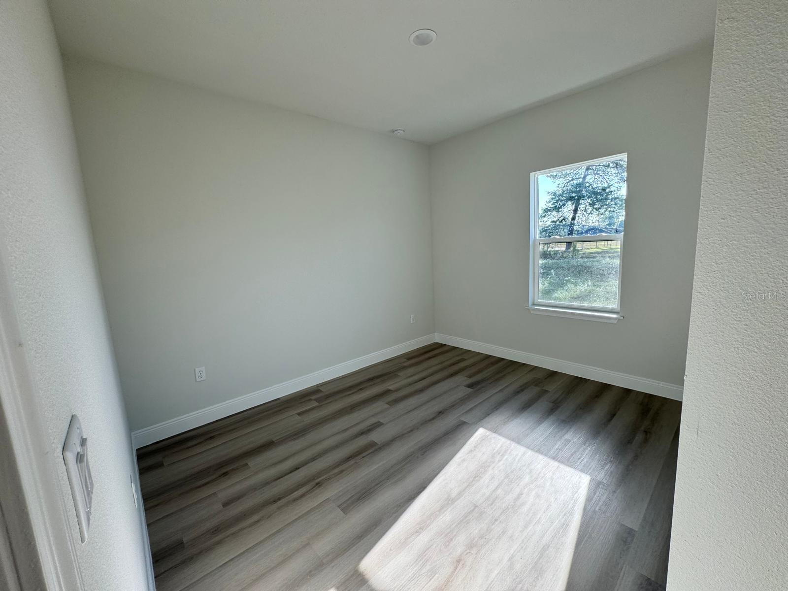 MARION OAKS - Residential