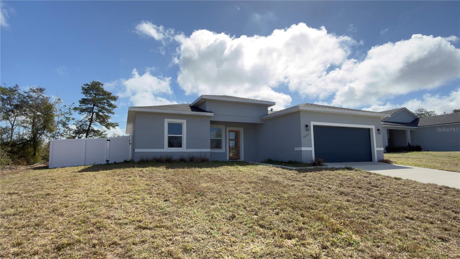 MARION OAKS - Residential