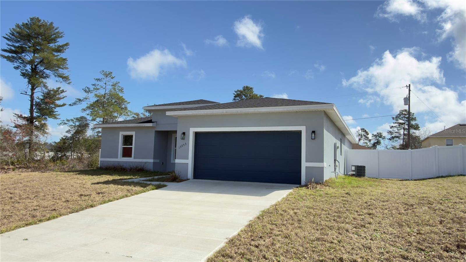 MARION OAKS - Residential