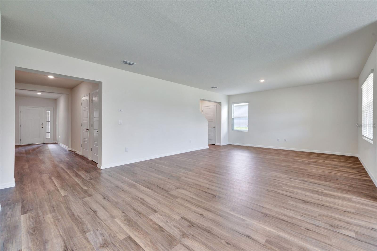 CROSSWINDS EAST PHASE 1 - Residential