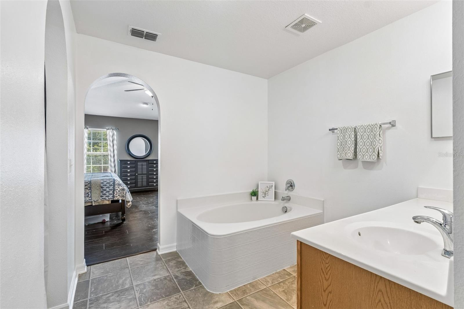 SUNCOAST POINTE VILLAGES 2A 2B & 03 - Residential