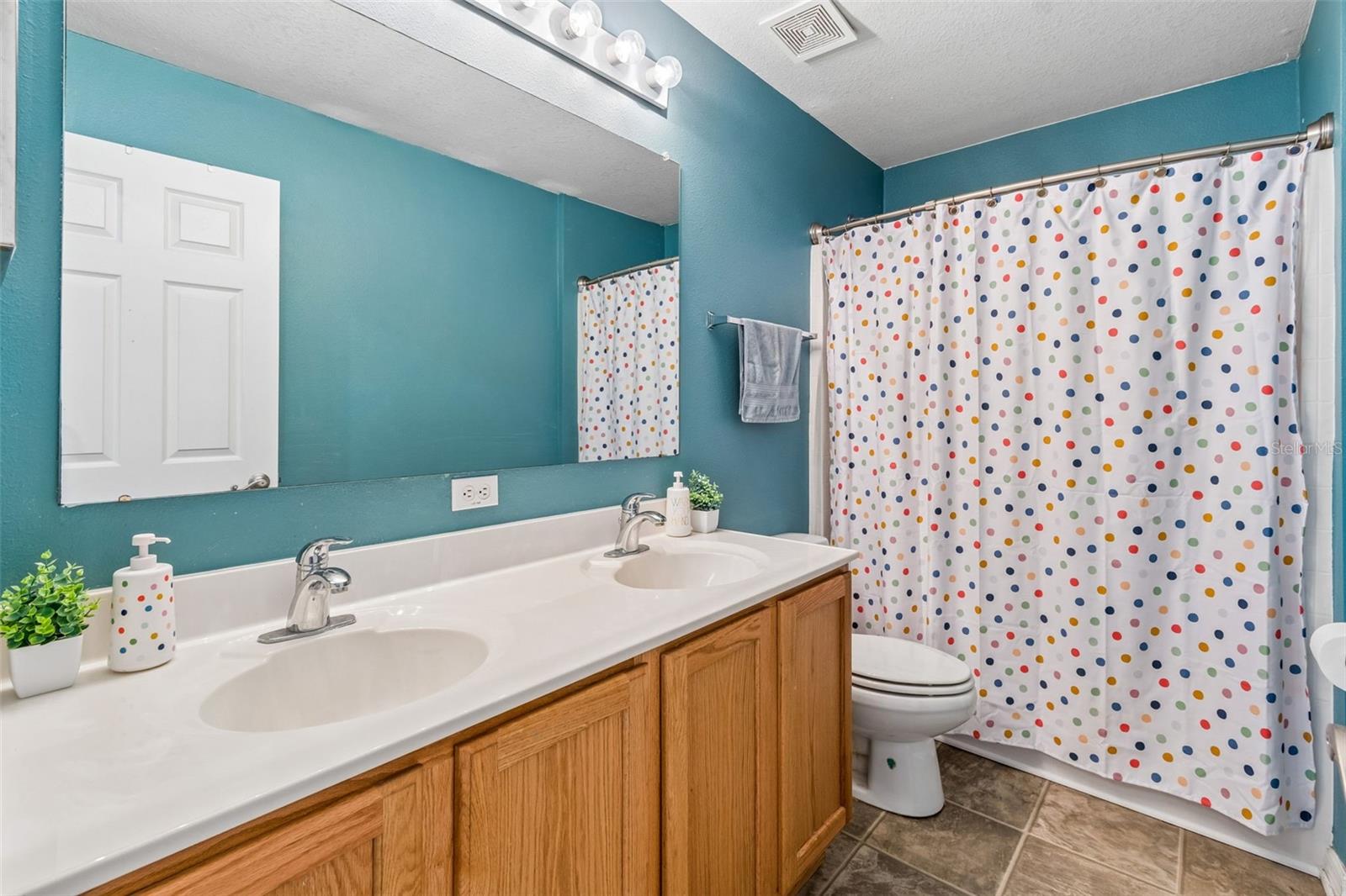 SUNCOAST POINTE VILLAGES 2A 2B & 03 - Residential
