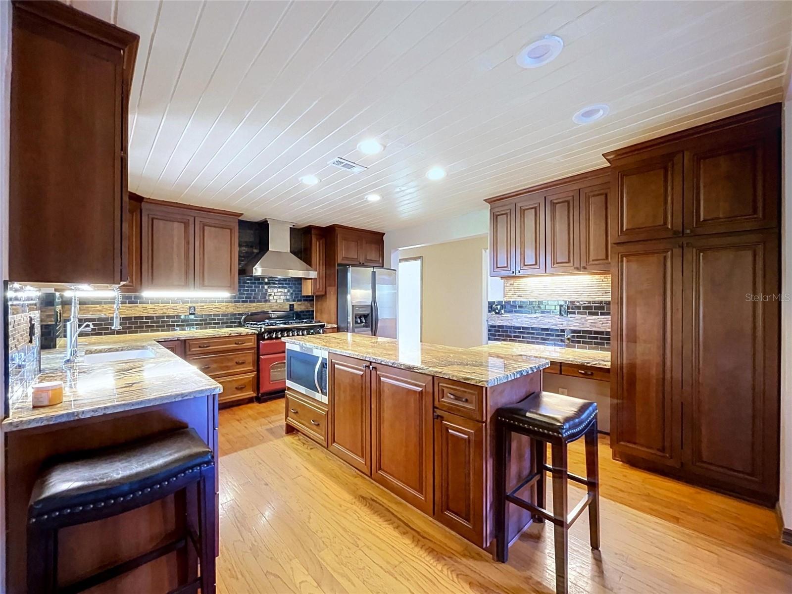 WEDGEWOOD GOLF & CC PH 1 - Residential