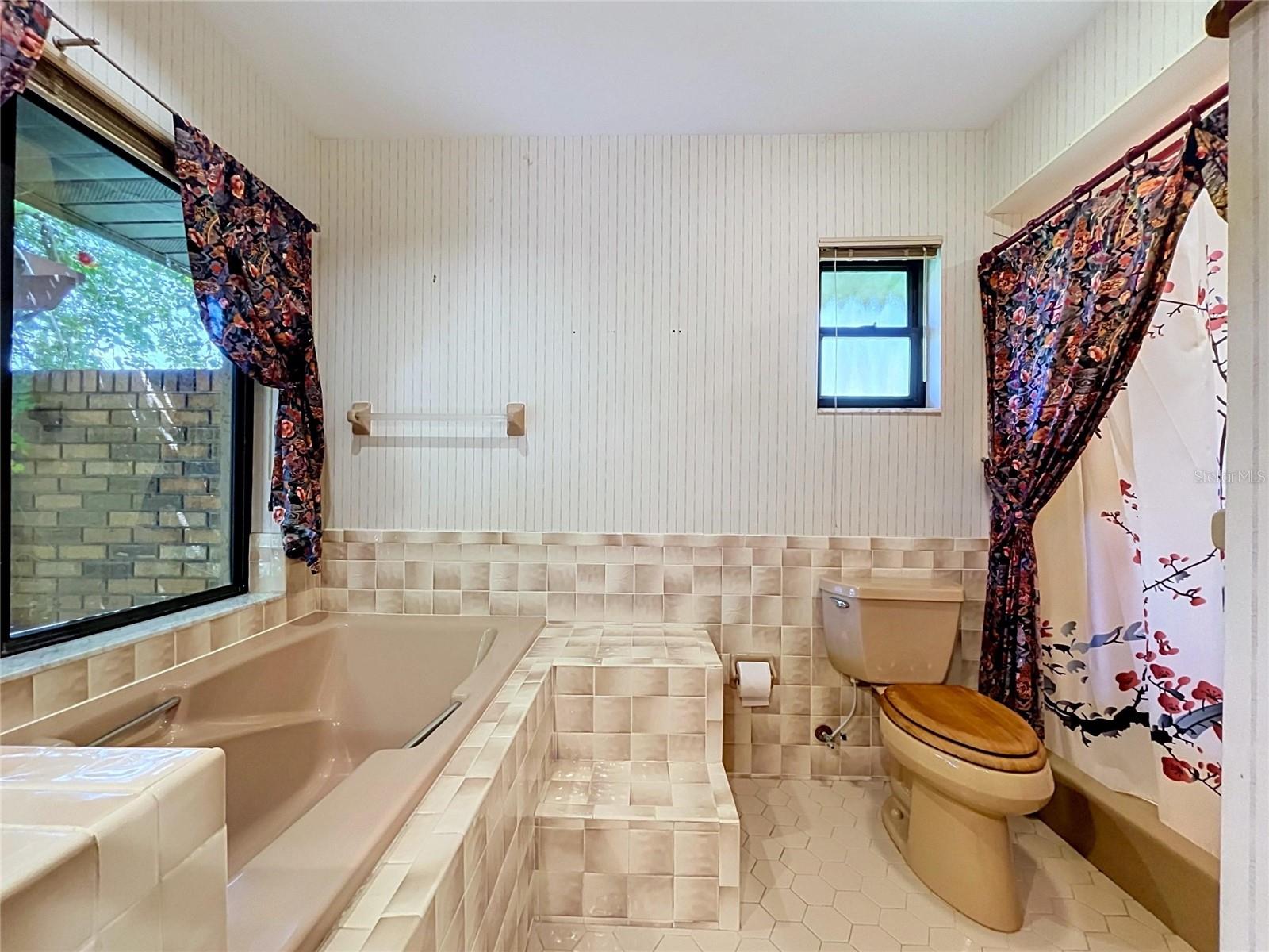WEDGEWOOD GOLF & CC PH 1 - Residential