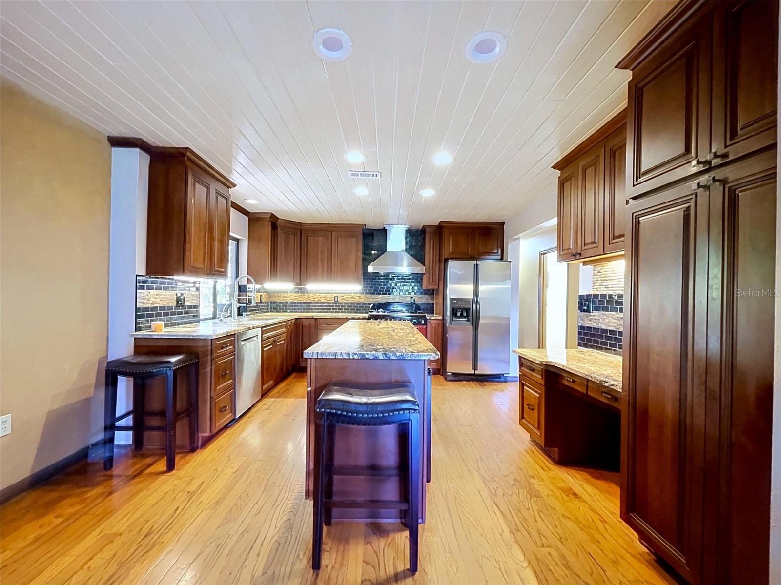 WEDGEWOOD GOLF & CC PH 1 - Residential