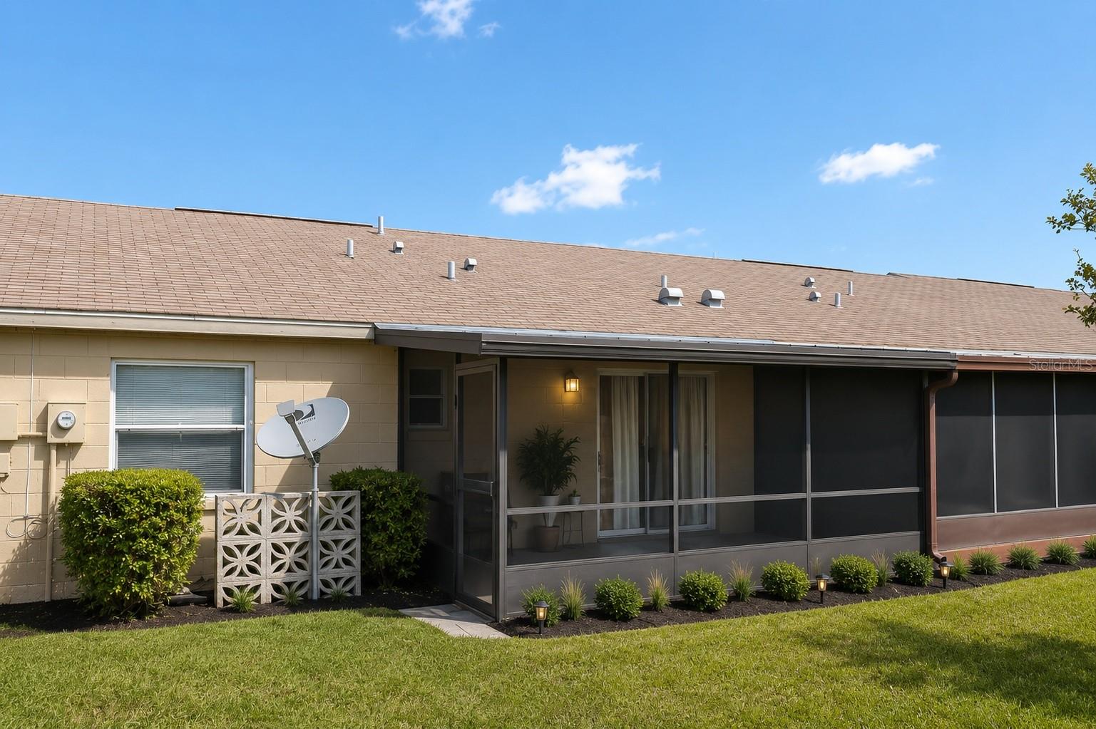 COUNTRY COVE VILLAS - Residential Lease