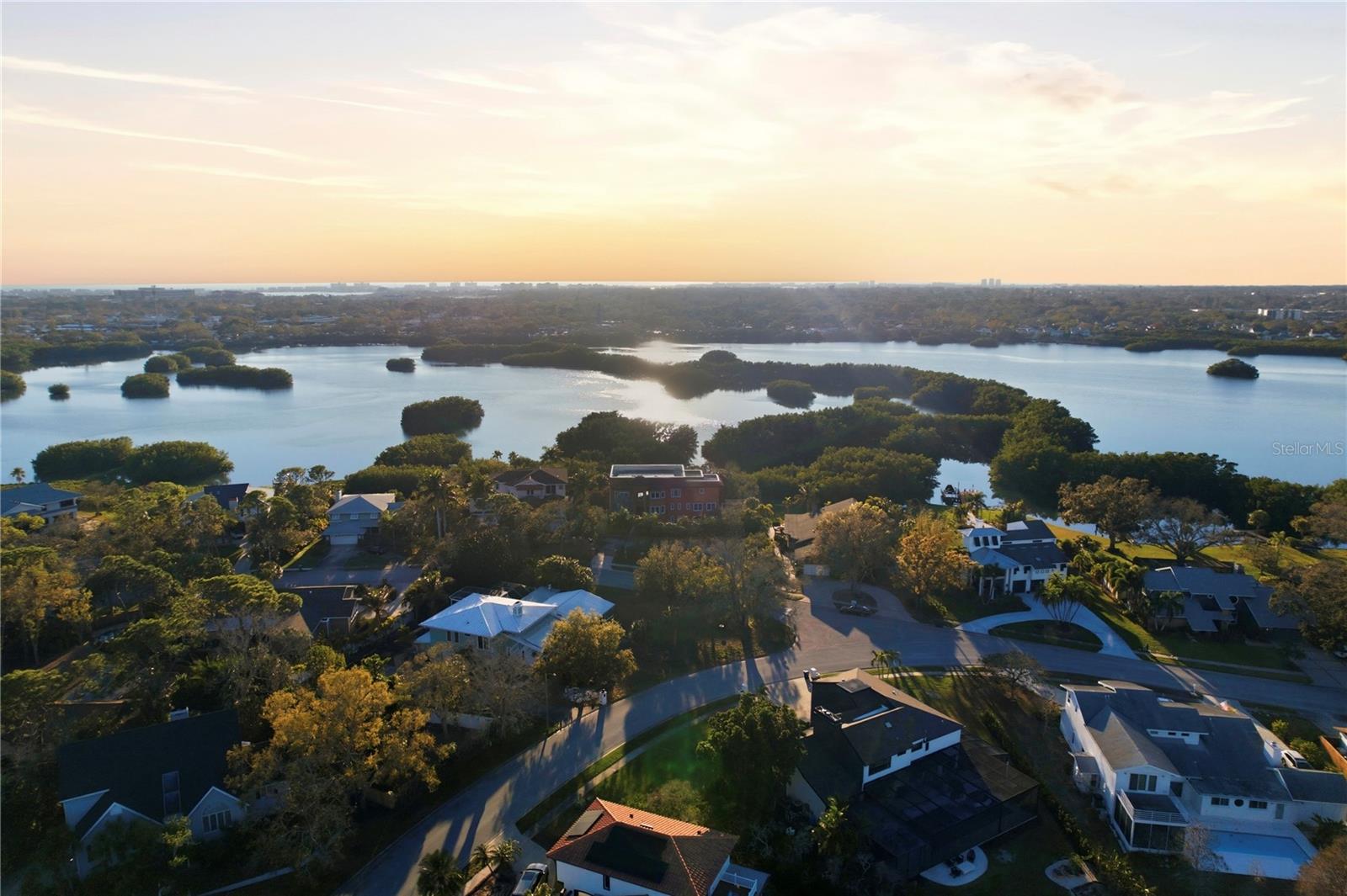 BAYWOOD PARK - Residential