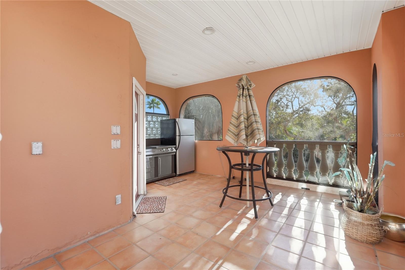 BAYWOOD PARK - Residential