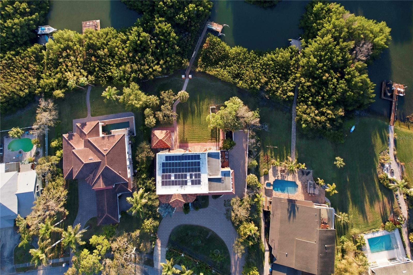BAYWOOD PARK - Residential