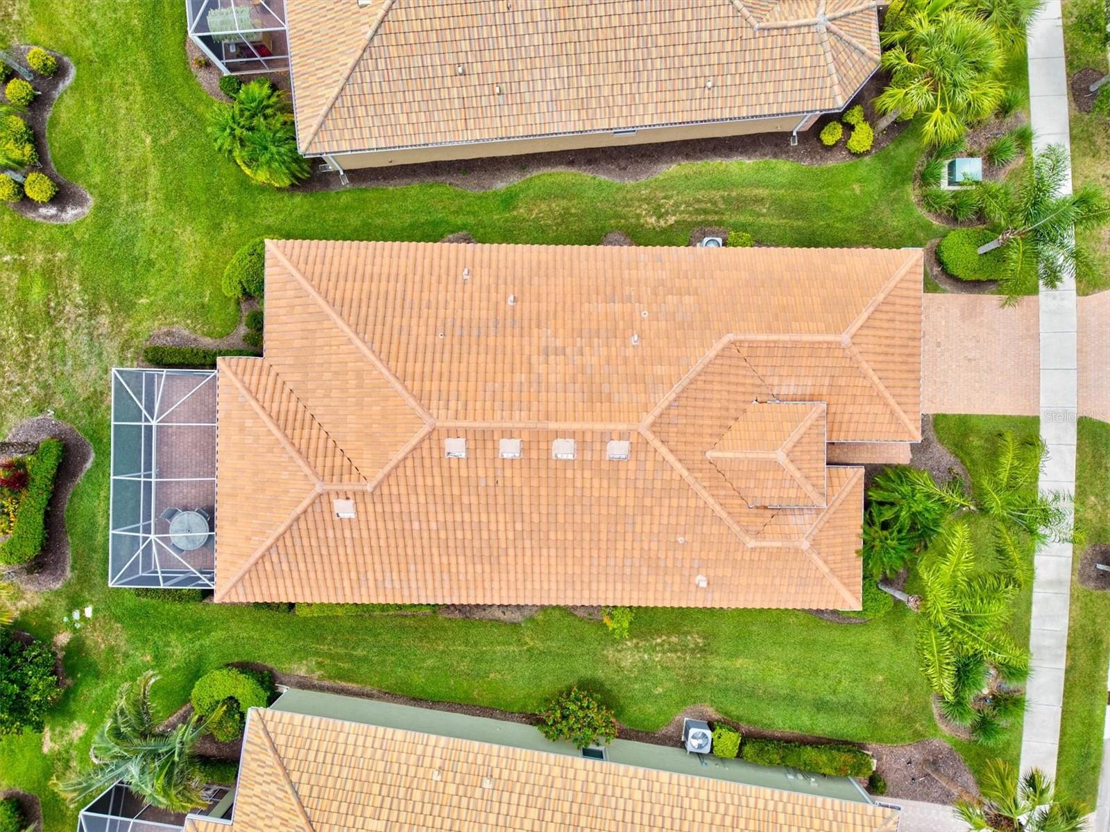 ISLANDWALK - Residential