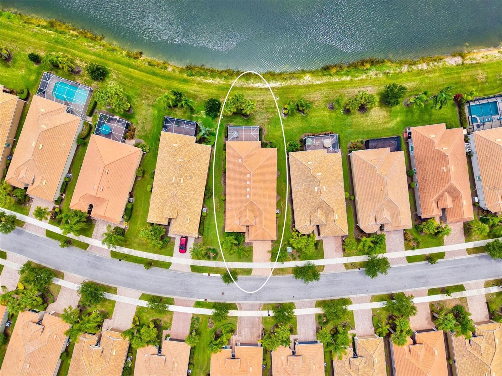 ISLANDWALK - Residential