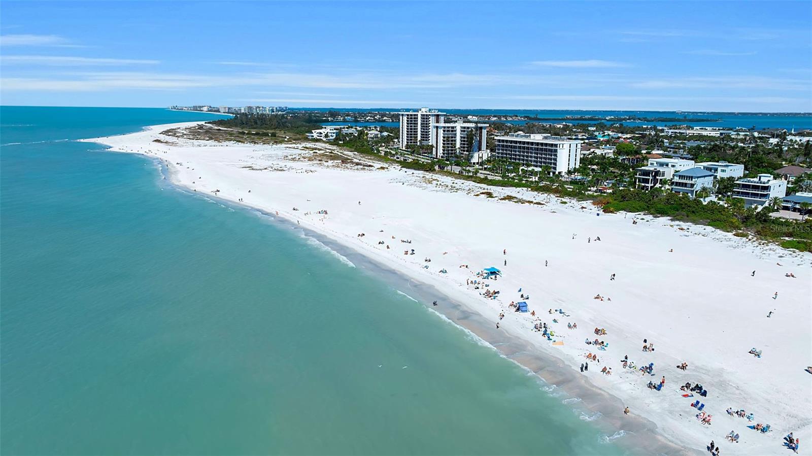 LIDO BEACH - Land
