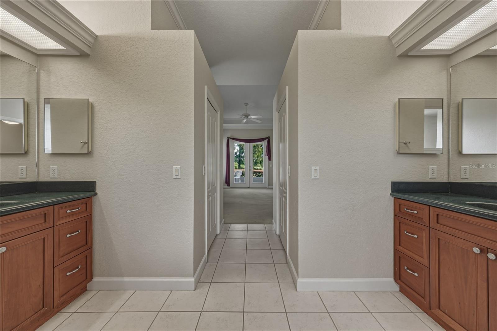 SAND HILL LANE - Residential