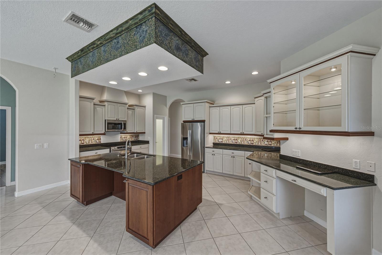 SAND HILL LANE - Residential
