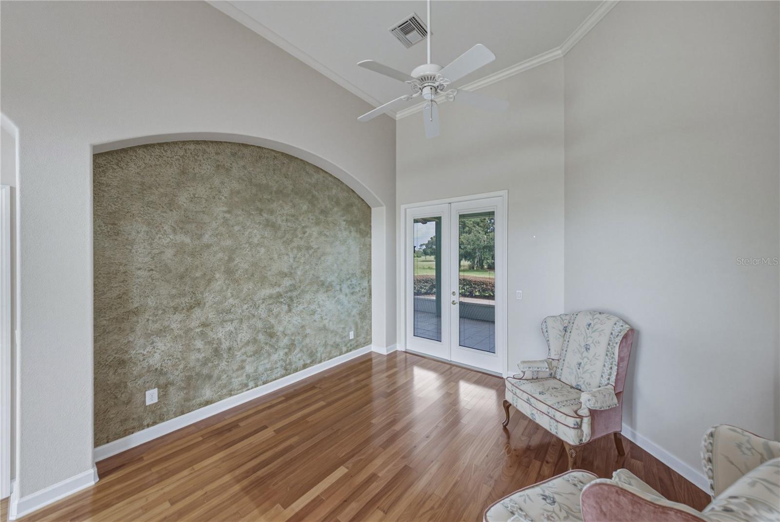 SAND HILL LANE - Residential