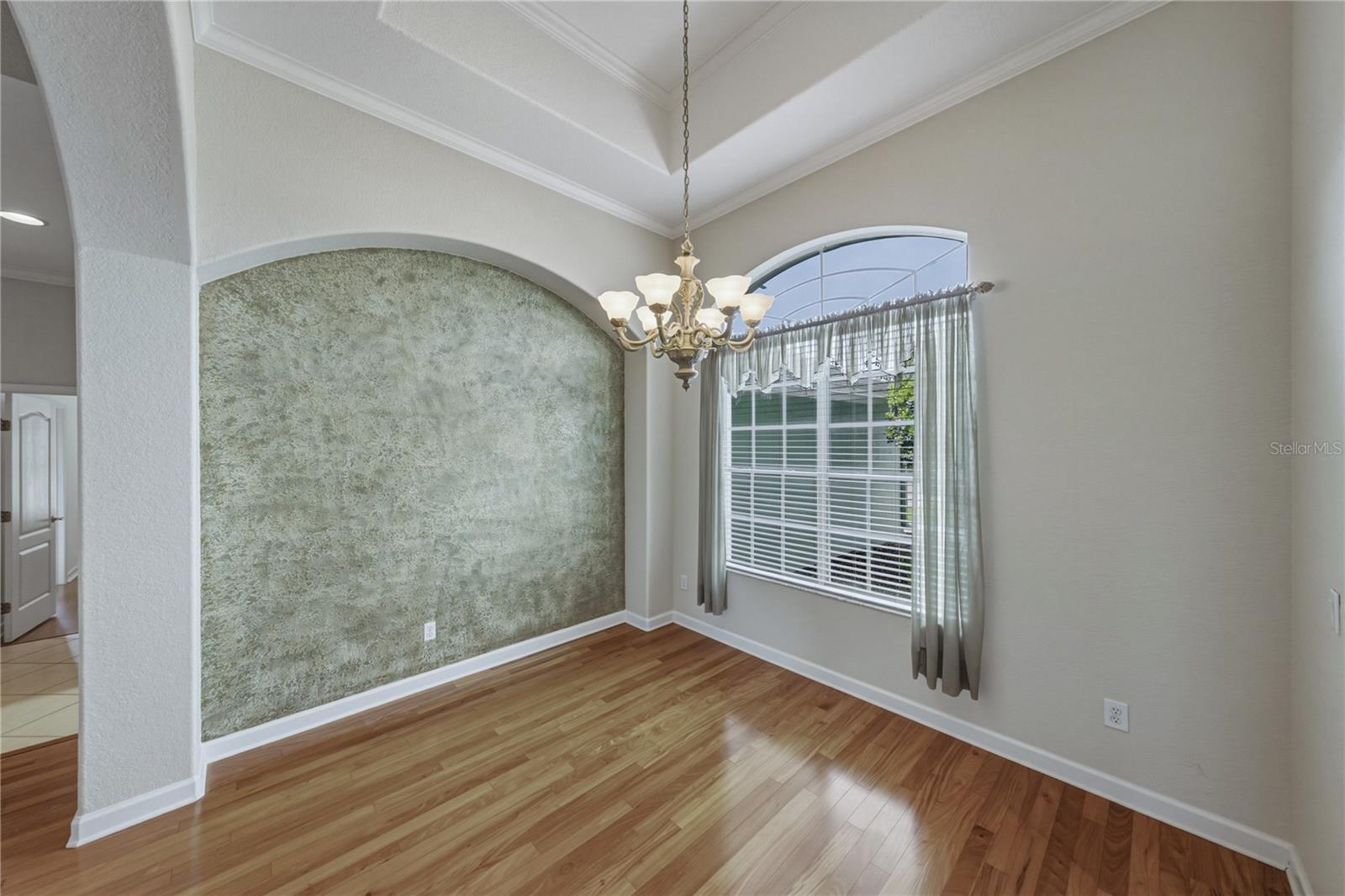 SAND HILL LANE - Residential