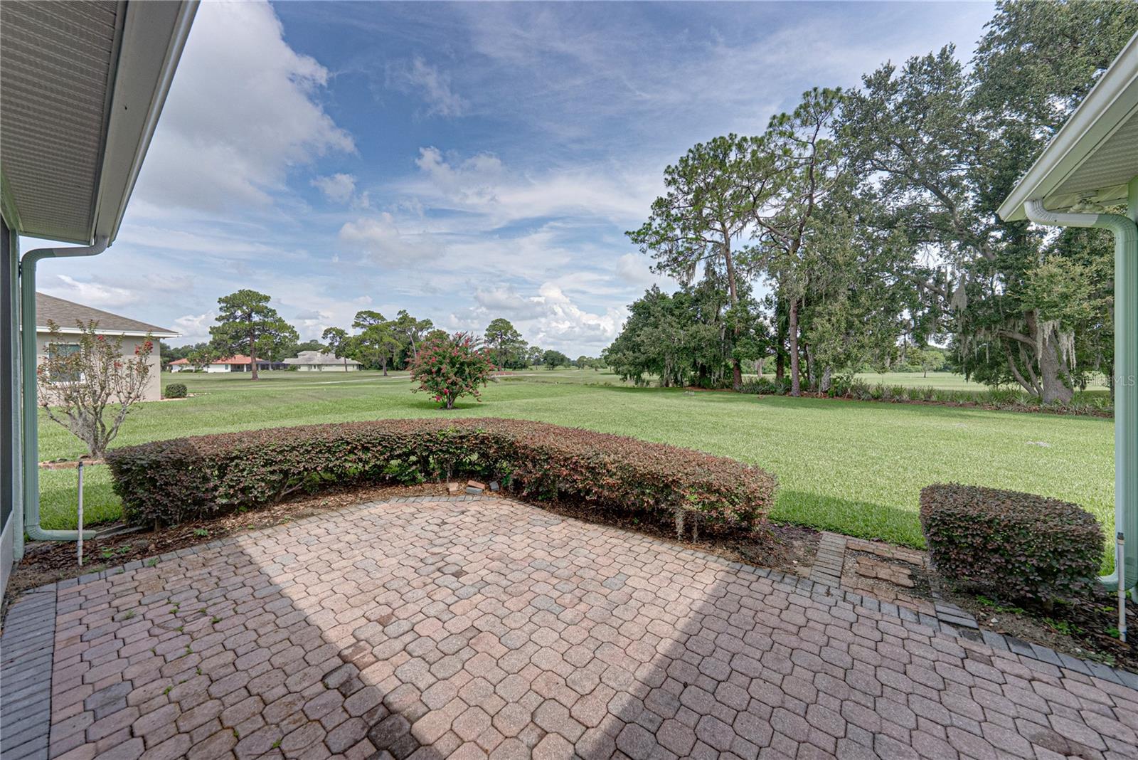 SAND HILL LANE - Residential