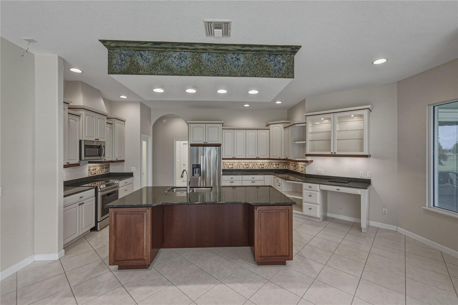 SAND HILL LANE - Residential