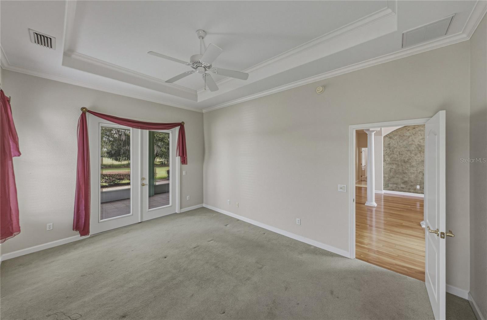 SAND HILL LANE - Residential