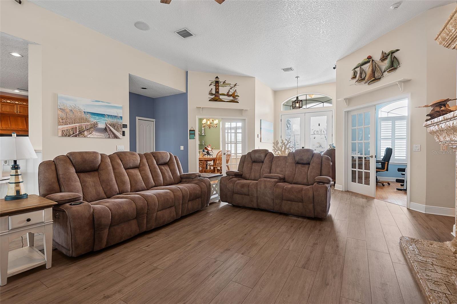 PALM HARBOR - Residential