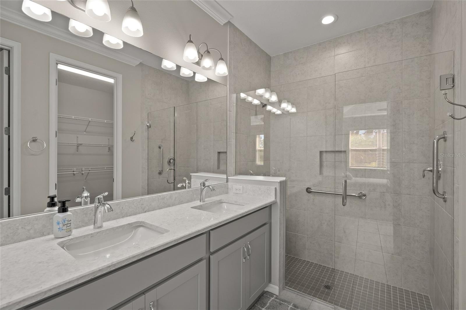 SUNRISE PRESERVE - Residential