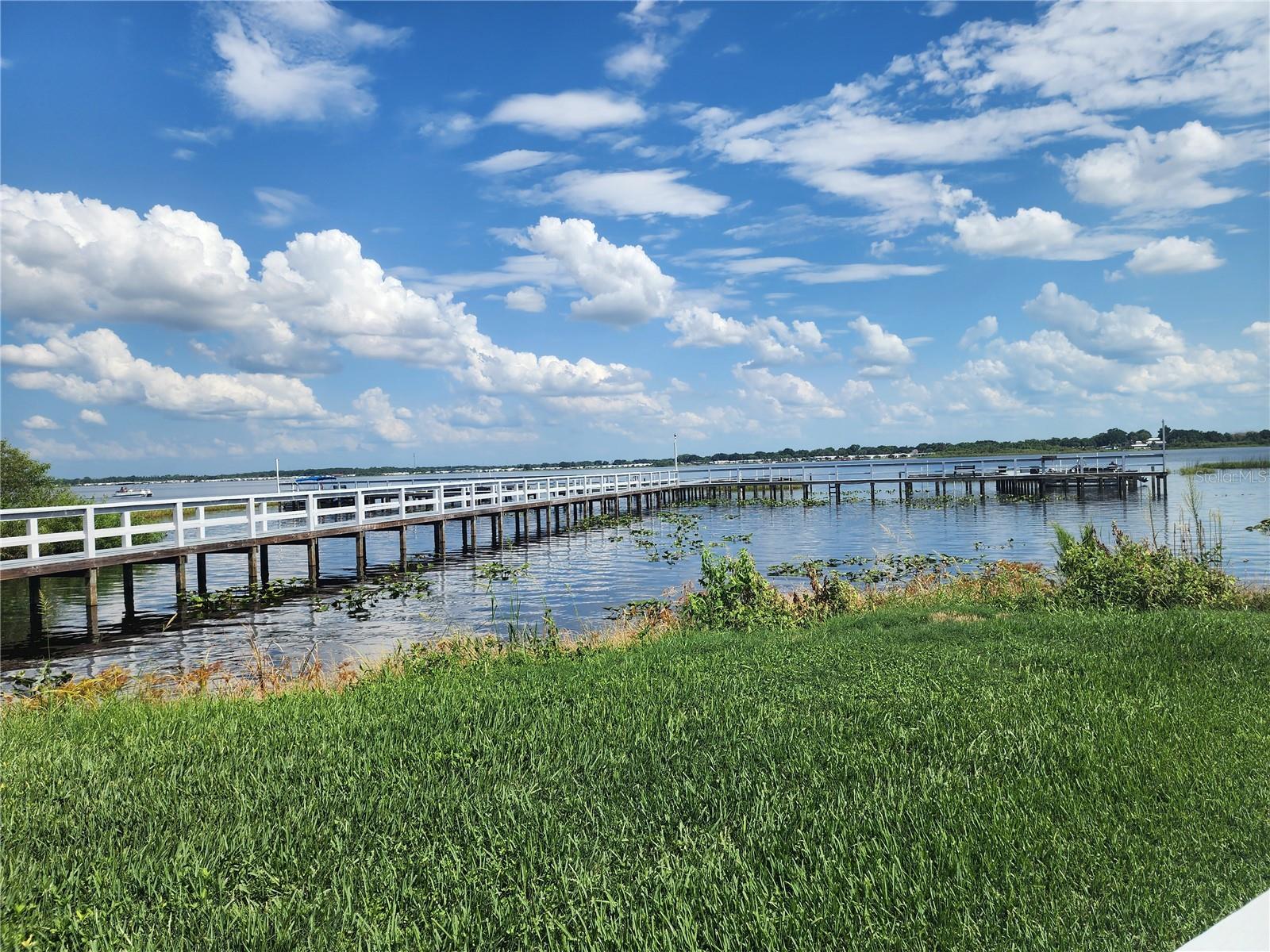 SWEETWATER GOLF & TENNIS CLUB ADD 01 - Residential